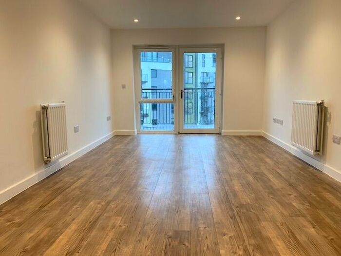 2 Bedroom Apartment To Rent In Anson Place, Centenary Quay, Woolston, SO19