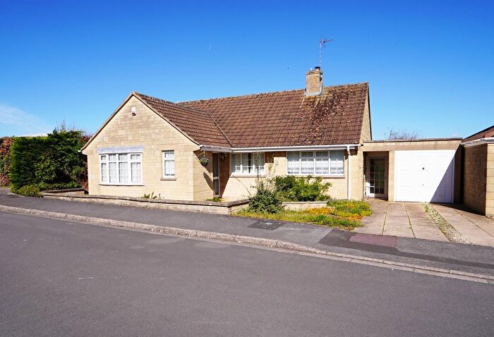 3 Bedroom Detached Bungalow For Sale In Brookfield, Highworth, Swindon, SN6