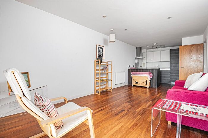 1 Bedroom Flat For Sale In Chorus Development, Wimbledon, SW19