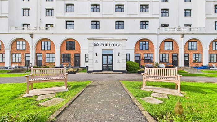 1 Bedroom Flat To Rent In Grand Avenue, Dolphin Lodge Grand Avenue, BN11