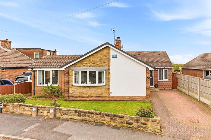 4 Bedroom Bungalow For Sale In Valley Avenue, South Elmsall, WF9