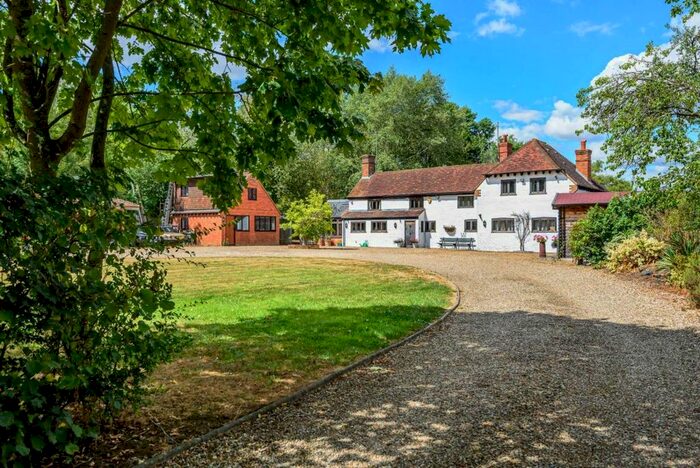 5 Bedroom Detached House For Sale In Forest Road, Wokingham, RG40