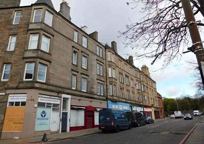 2 Bedroom Flat To Rent In Gorgie Road, Edinburgh, EH11