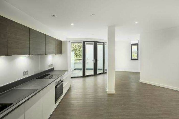 1 Bedroom Apartment To Rent In Millennium Way, Bracknell, RG12