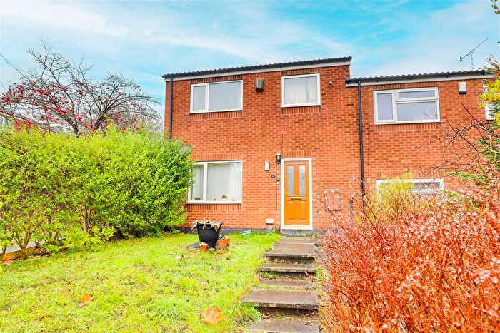 2 Bedroom End Of Terrace House For Sale In Iona Gardens, Bestwood, Nottinghamshire, NG5