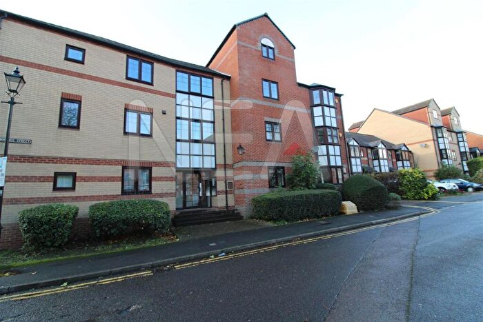 1 Bedroom Apartment To Rent In Simmonds Street, Holybrook, Reading, RG1