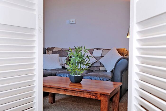 1 Bedroom Flat To Rent In Willowbank Road, Nd Floor Left, Aberdeen, AB11