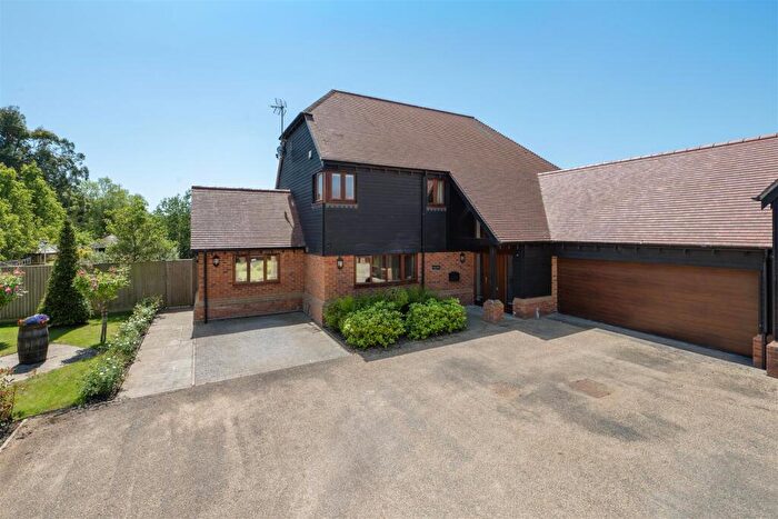 4 Bedroom Link Detached House For Sale In The Drove, Chestfield, Whitstable, CT5