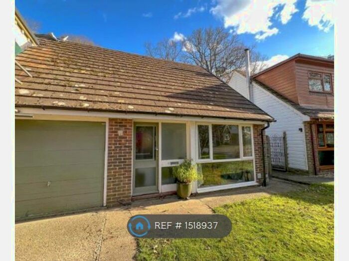 3 Bedroom Semi-Detached House To Rent In Post Horn Close, Forest Row, RH18