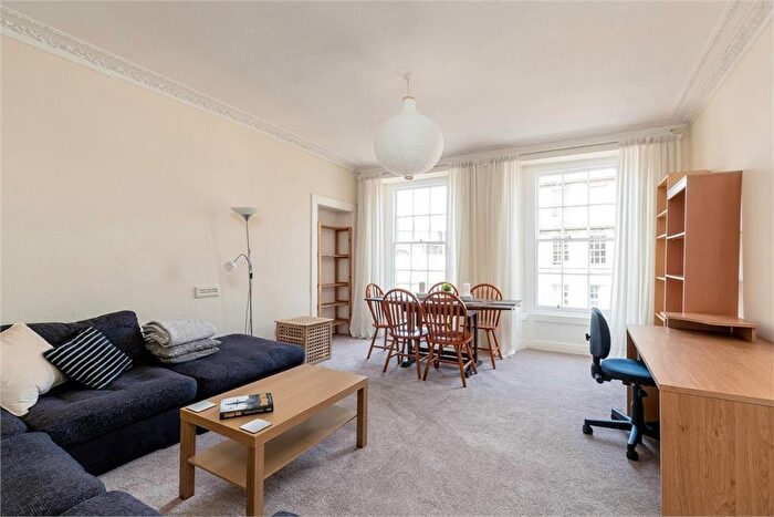 4 Bedroom Flat To Rent In Clerk Street, Newington, Edinburgh, EH8