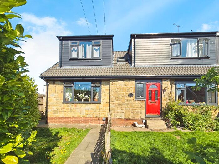 4 Bedroom Semi-Detached House For Sale In Hillcrest Mount, Scholes, Cleckheaton, BD19