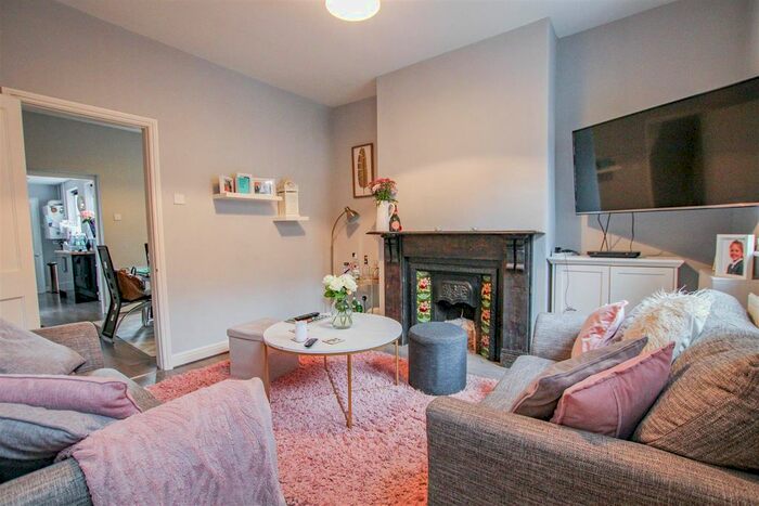 2 Bedroom Terraced House To Rent In St. Pauls Terrace, York, YO24