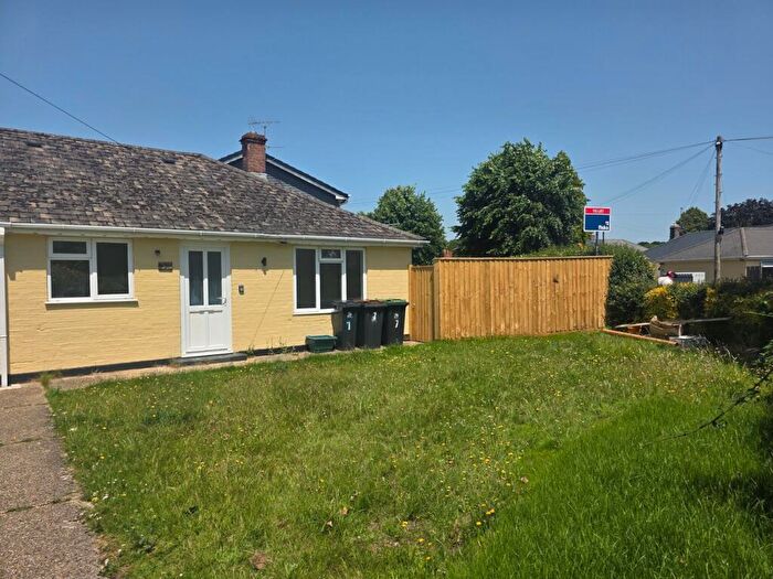 2 Bedroom Bungalow To Rent In Gordon Road, Wimborne, BH21