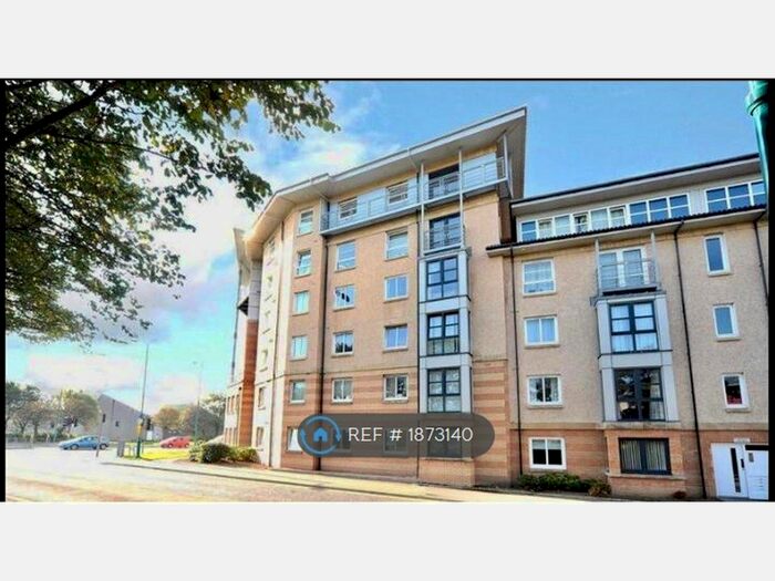 3 Bedroom Flat To Rent In Links Road, Aberdeen, AB24