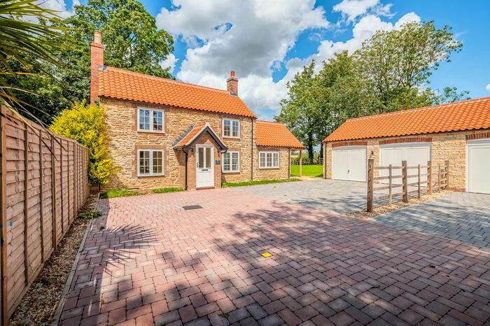 3 Bedroom Cottage For Sale In High Street, Fillingham, DN21