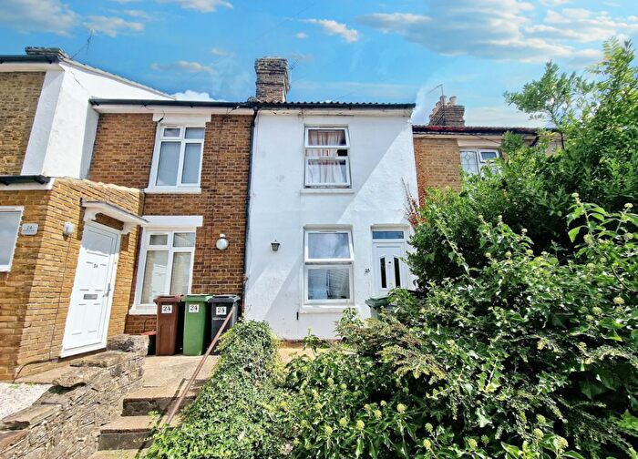 2 Bedroom Terraced House For Sale In Fant Lane, Maidstone, Kent, ME16