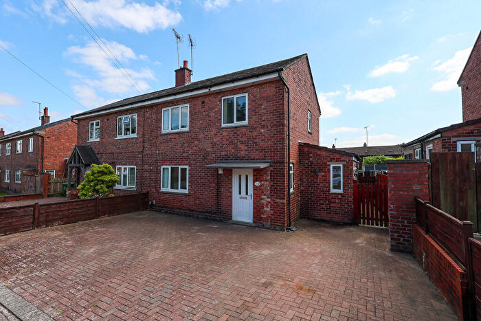 3 Bedroom Semi-Detached House To Rent In Wilwick Lane, Macclesfield, SK11