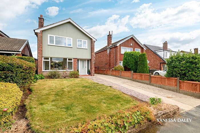3 Bedroom Detached House For Sale In Garstone Croft, Preston, PR2