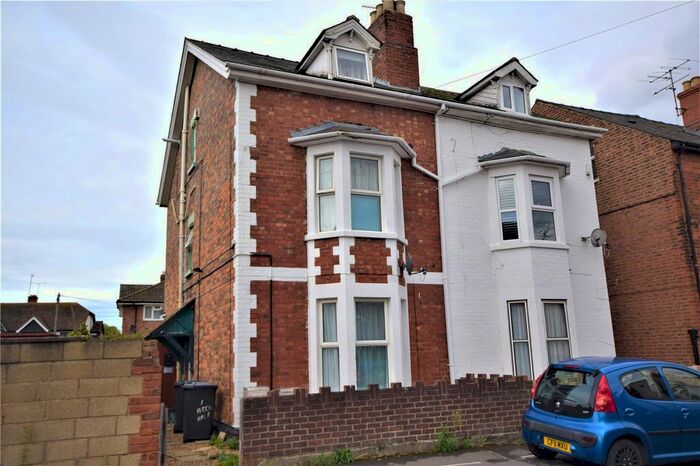 1 Bedroom Flat To Rent In Archibald Street, Gloucester, Gloucestershire, GL1