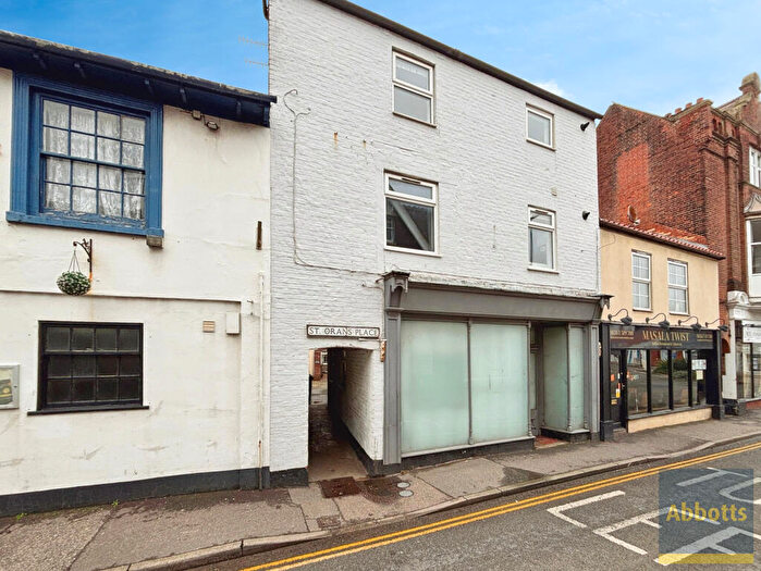 2 Bedroom Cottage To Rent In West Street, NR27