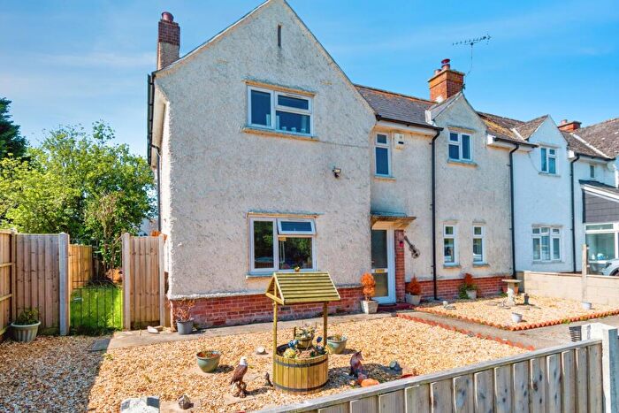 3 Bedroom Semi-Detached House For Sale In Tristan Close, Calshot, Southampton, SO45