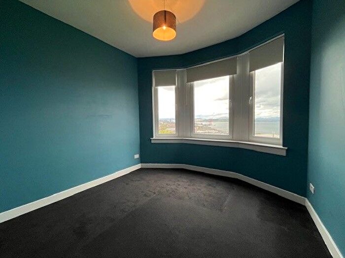 2 Bedroom Flat To Rent In Greenock, PA15