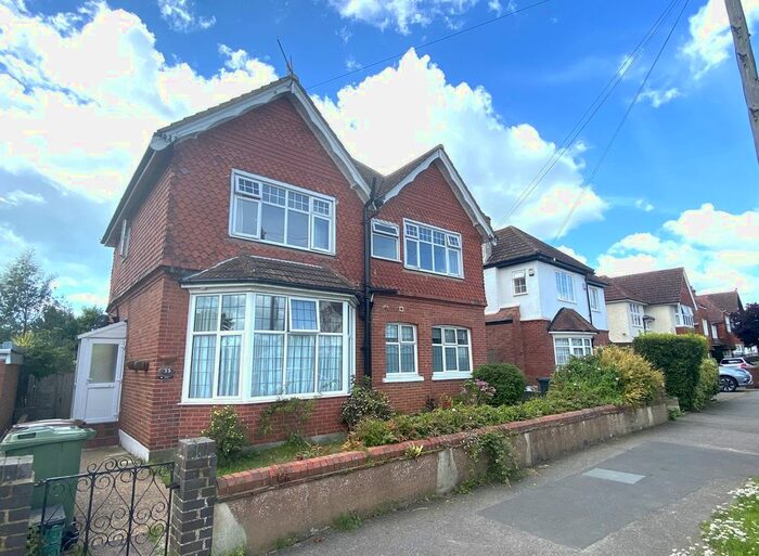 1 Bedroom Flat To Rent In Collington Avenue, Bexhill-On-Sea, TN39