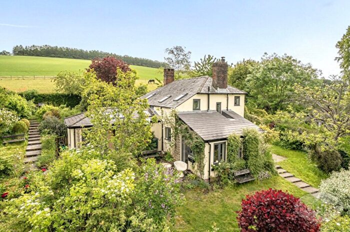 4 Bedroom Detached House To Rent In East Meon, Petersfield, Hampshire, GU32
