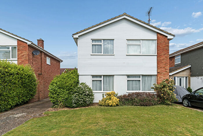 4 Bedroom Detached House For Sale In The Birches, Letchworth Garden City, SG6