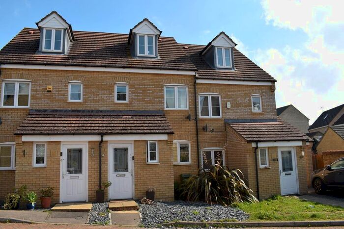 3 Bedroom Terraced House To Rent In Oberon Way, Oxley Park, Milton Keynes, MK4