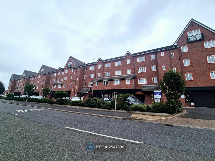 4 Bedroom Flat To Rent In South Ferry Quay, Liverpool, L3