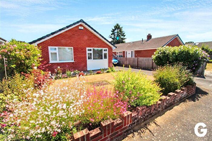 2 Bedroom Bungalow For Sale In Wanstead Close, Ringwood, Hampshire, BH24
