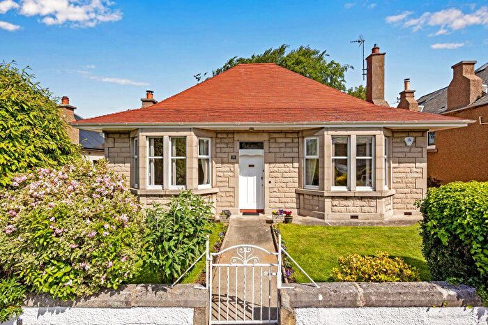3 Bedroom Detached Bungalow For Sale In Greenbank Park, Edinburgh, EH10