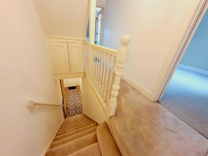 2 Bedroom Apartment To Rent In London Road, Kettering, NN15