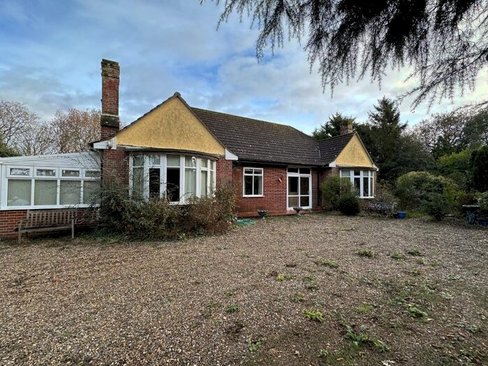 3 Bedroom Detached Bungalow For Sale In The Plantation, Broomhill, East Runton, Cromer, Norfolk, NR27