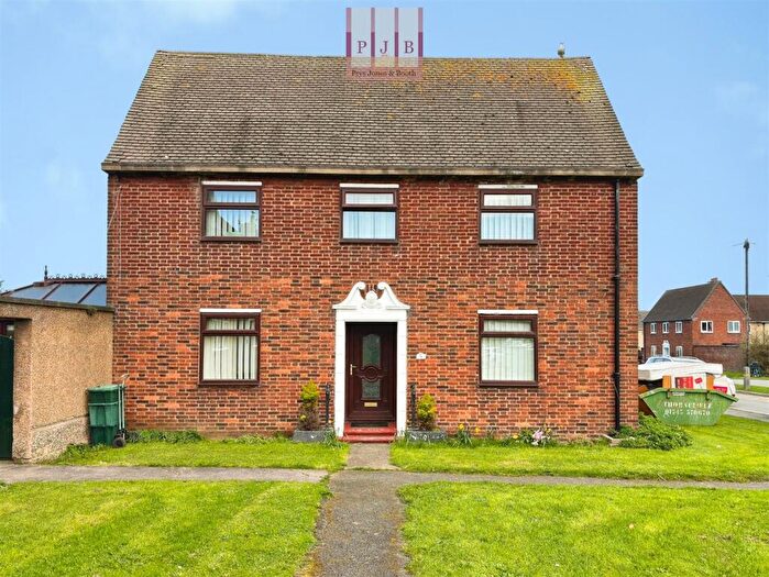 3 Bedroom End Of Terrace House For Sale In Ffordd Y Morfa, Abergele, Conwy, LL22