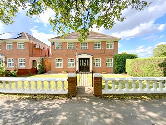 4 Bedroom Detached House For Sale In Ingram Place, Cleethorpes, DN35