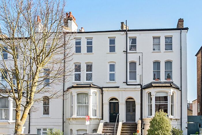 2 Bedroom Flat For Sale In Rosendale Road, West Dulwich, London, SE21