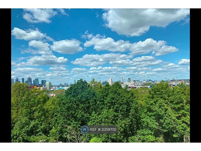 2 Bedroom Flat To Rent In Humber Road, London, SE3