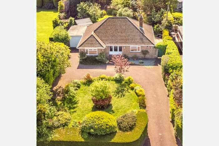 2 Bedroom Detached House To Rent In Moss Green Lane, Selby, YO8