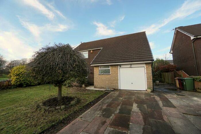 4 Bedroom Detached House To Rent In Wendover Drive, Ladybridge, BL3