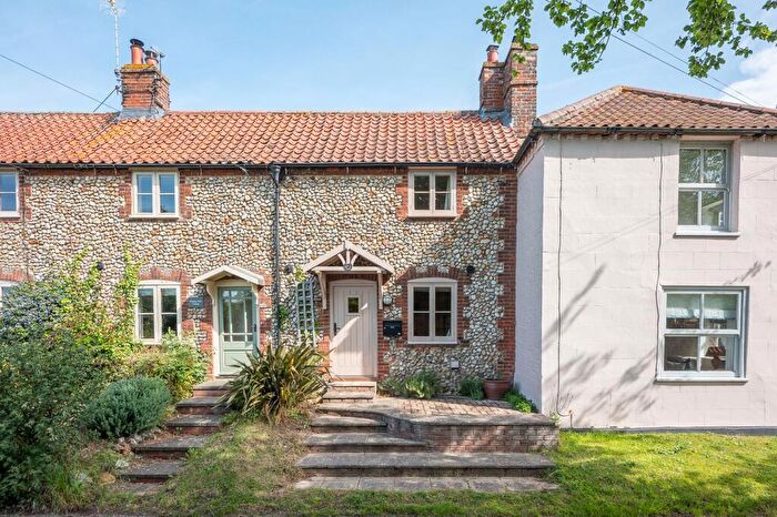 2 Bedroom Terraced House For Sale In Picturesque Cottage Nestled In North Creake, NR21