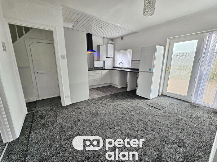 2 Bedroom House To Rent In Manselton Road, SA5