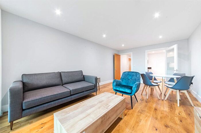 2 Bedroom Flat To Rent In St. George Wharf, London, SW8
