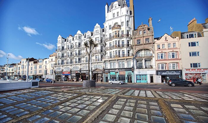1 Bedroom Flat To Rent In White Rock, Hastings, TN34