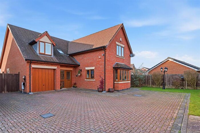 5 Bedroom Detached House For Sale In Stretton Road, Stretton., S45