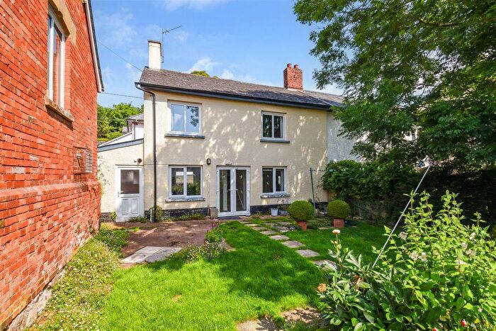 2 Bedroom Cottage For Sale In West End Road, Bradninch, Devon, EX5