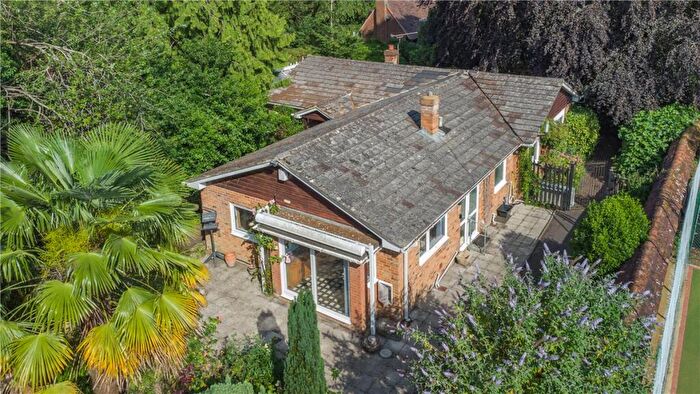 3 Bedroom Bungalow For Sale In Stockbridge Road, Winchester, Hampshire, SO22