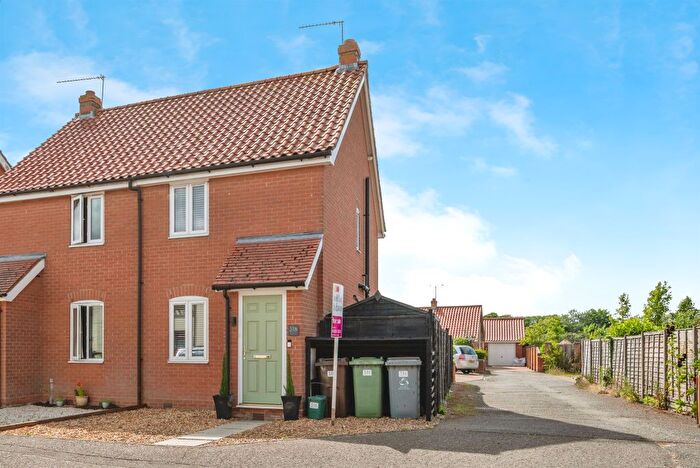 2 Bedroom Semi-Detached House For Sale In Chapel Street, Cawston, Norwich, NR10