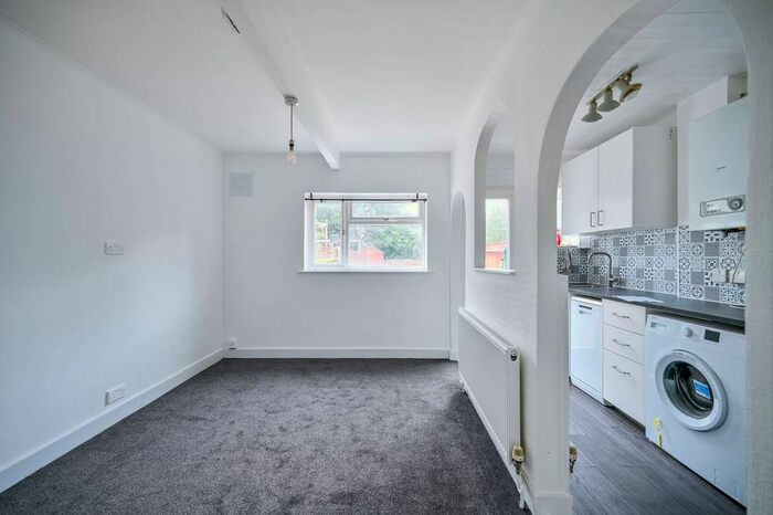 2 Bedroom Terraced House To Rent In The Alders, Feltham, TW13